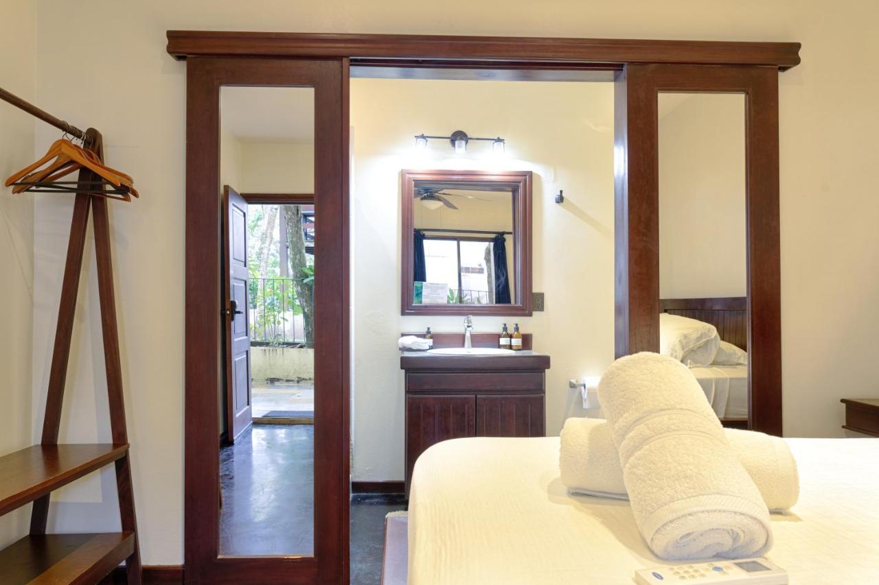 Hona Beach Hotel Dominical Dış mekan fotoğraf